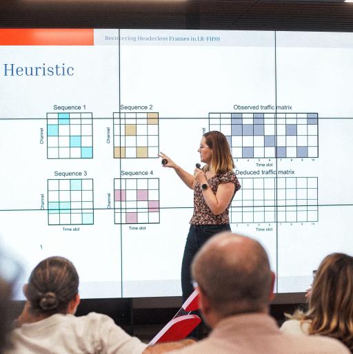 Oana Iova, investigadora del equipo AGORA