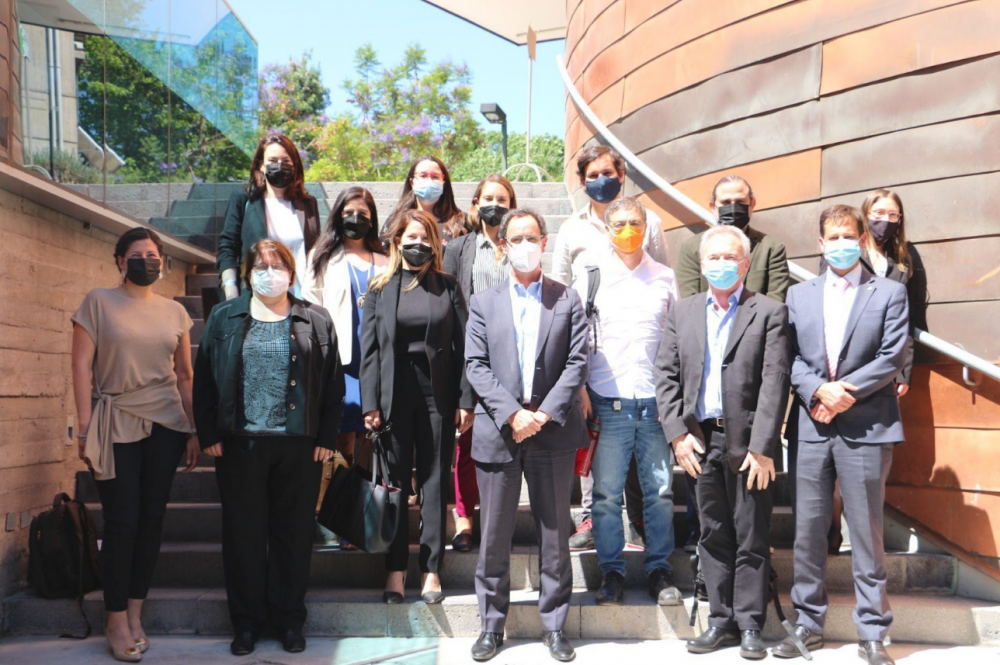 Delegación de Inria visita la Escuela de Ingeniería UC